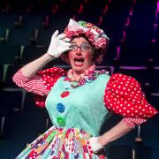 Andrew Pollard as Dame Trott in Greenwich Theatre's Jack and the Beanstalk, Photo by John Zammit