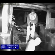 Watch: Thieves with sledgehammer nick booze and wares from Sidcup restaurant