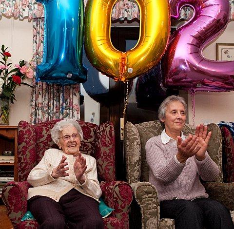 Birthday Cake Image on Great Grandmother Celebrates 102nd Birthday  From News Shopper