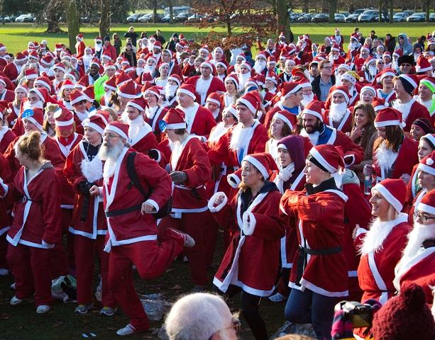 Fit Santas dropped the mince pies for just enough time to run 5k in Greenwich.
Andy Linden LRPS from Woolwich Photographic Society (AWPS) captured the moment when 2,000 Father Christmases were getting ready to race around Greenwich Park for charity.
He 