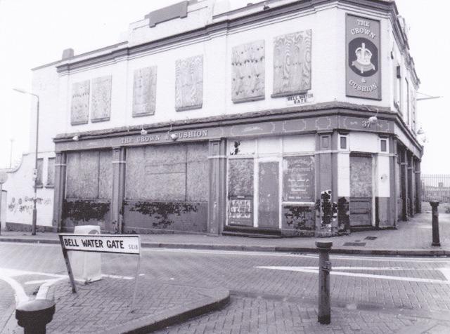 The Crown & Cushion was situated on Woolwich High Street. This pub was demolished c.2001. Picture: closedpubs.co.uk & Graeme Fox