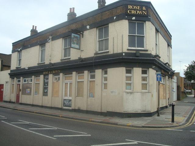 The Rose & Crown was situated on Plumstead High Street. Picture: closedpubs.co.uk & Stacey Harris

