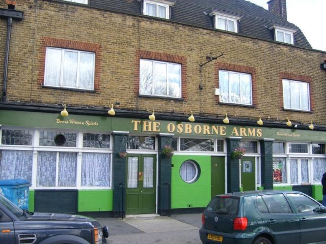 The Osborne Arms was situated at 14 New King Street, SE8. This pub closed in 2010. Picture: closedpubs.co.uk & Darkstar