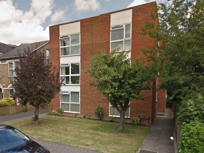 Kinnell Court is a block of flats in Sidcup. Number 4 Kinnell is a great address.