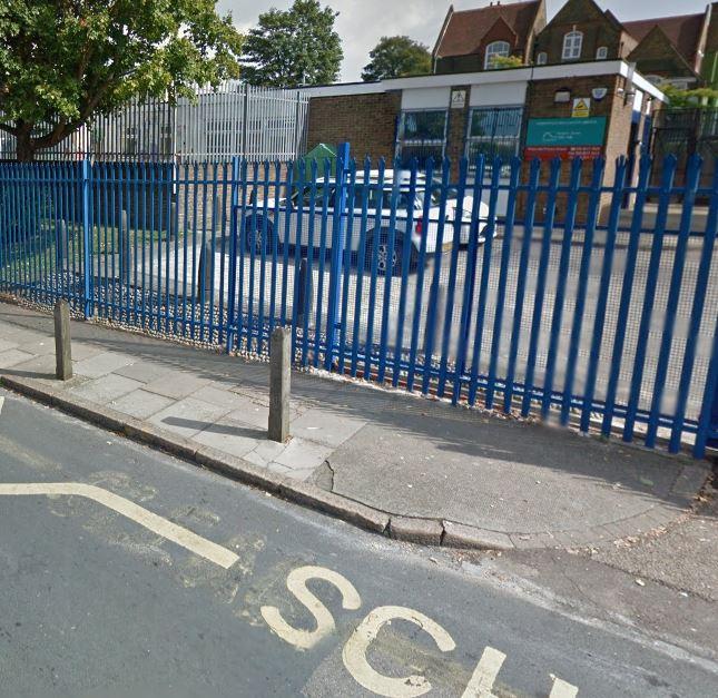 1 star: Waterside Primary School, Robert Street, SE18
