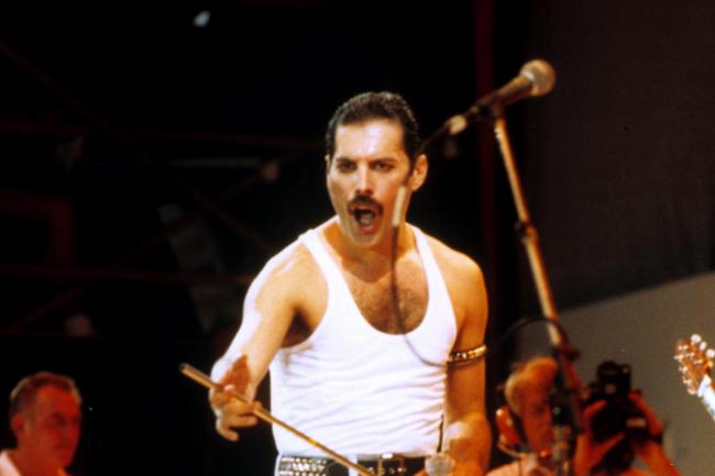 Freddie Mercury of Queen on stage