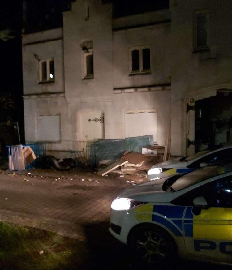 Police Discover Greenhithe Cannabis Factory By Ingress Abbey News Shopper