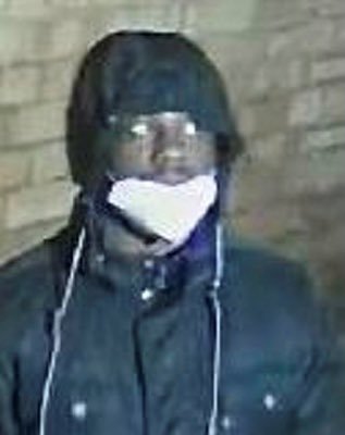Lewisham Police: CCTV images of two suspects in Catford aggravated burglary
