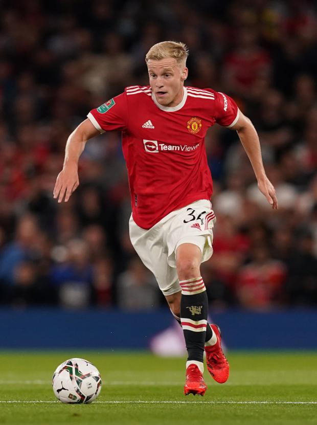 News Shopper: Both Crystal Palace and Valencia have made loan approaches for Manchester United's Donny van de Beek