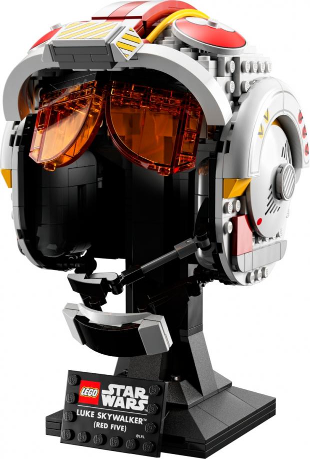 News Shopper: Star Wars™ Luke Skywalker (Red Five) Helmet by LEGO. (Disney)