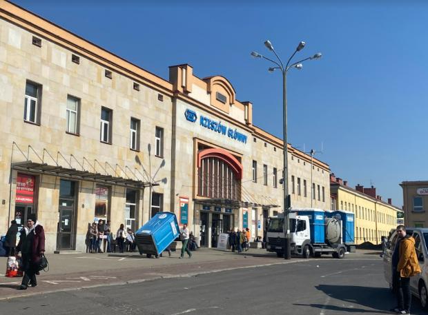 News Shopper: The train station in Rzeszów, Poland