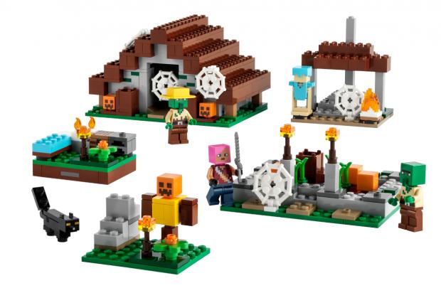 News Shopper: LEGO® Minecraft® The Abandoned Village. Credit: LEGO