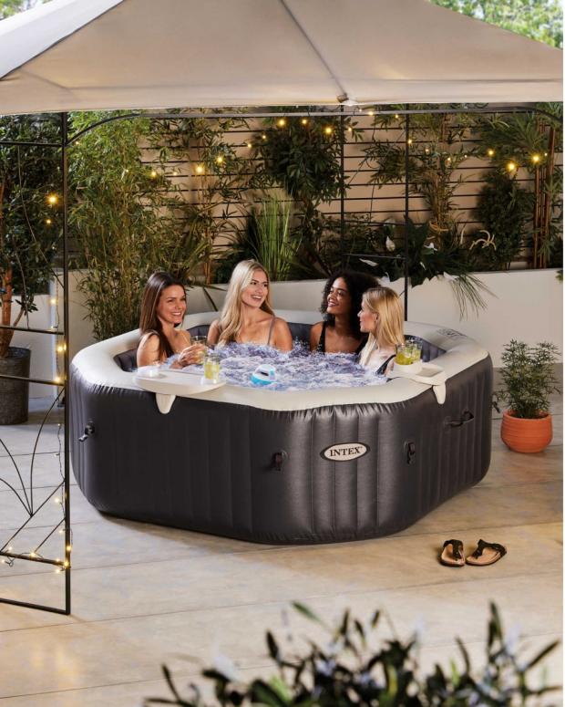 News Shopper: Intex Inflatable 4 Person Hot Tub (Aldi)
