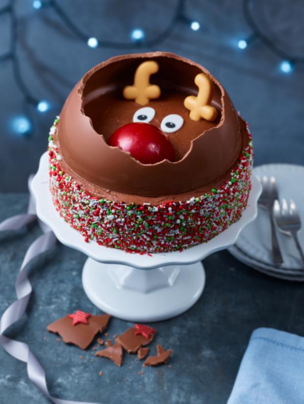 News Shopper: Double Smash ‘Jingle’ Reindeer Cake (Asda)