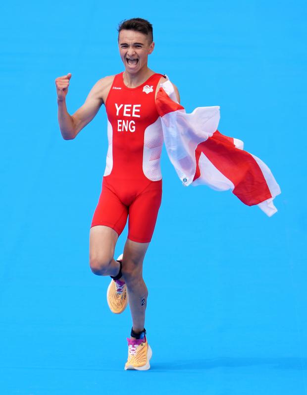 News Shopper: England's Alex Yee celebrates as he crosses the line during the Men’s Individual (Sprint Distance) Final at Sutton Park on day one of the 2022 Commonwealth Games in Birmingham