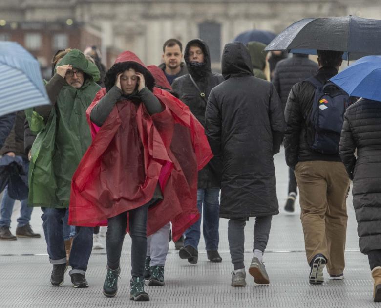 Hour-by-hour Met Office forecast as Storm Isha hits south London