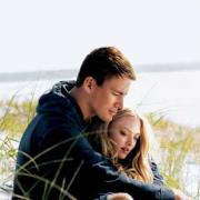 CHANNING TATUM as John Tyree and AMANDA SEYFRIED as Savannah Curtis in Dear John. Picture courtesy of Momentum Pictures