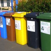 Bin collections over the August Bank Holiday across South East London (Canva)
