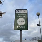 A sign warning drivers of the ULEZ (Credit: James Mayer)