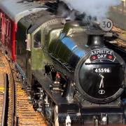 A vintage steam engine has been spotted traveling through Orpington on its London to Kent route to mark Armistice Day.
