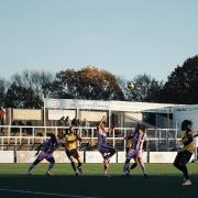 Cray Wanderers and Dulwich Hamlet played out a lively draw at Hayes Lane