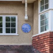 A code-breaker who played a key part in decrypting German messages during the Second World War will be commemorated with a blue plaque at her south east London home.