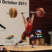 Jack Oliver breaking the British record with 160kg