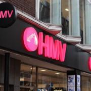 Thousands of jobs at risk as HMV nears collapse