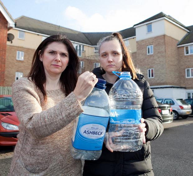 News Shopper: Thamesmead mum hits out at housing association for not fixing water supply; pictured Rebecca Howitt, left, and Vicky Pownall