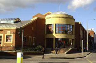 BROMLEY: Teenager escapes youth courtroom