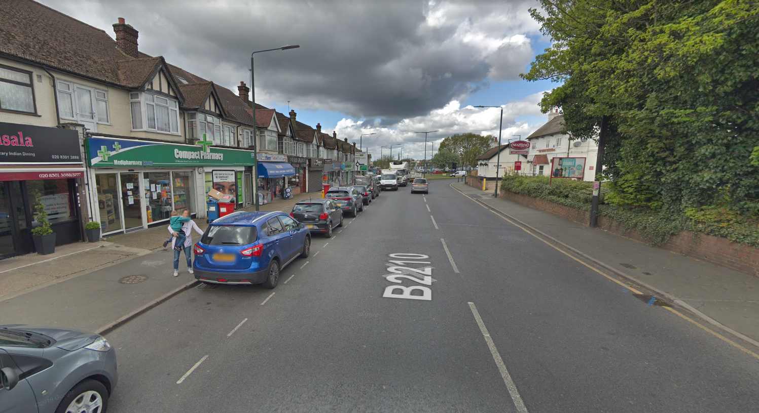 Bexley shopkeeper stabbed in horrific daytime robbery as police continue to hunt suspects