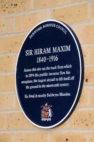DARTFORD: Borough remembers American inventor Sir Hiram Maxim | News Shopper